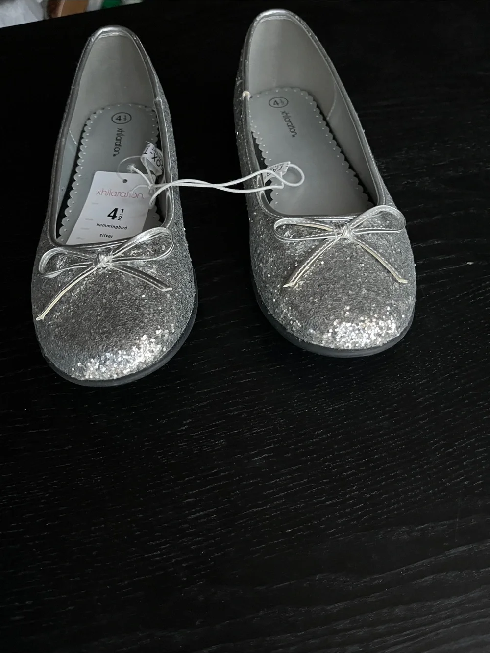 Xhilaration Silver Glitter Ballet Flats Size 4.5 Bow Accent NWT